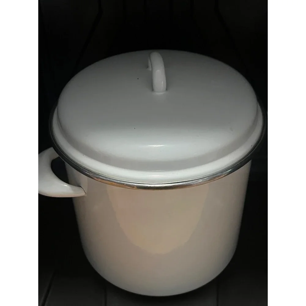 Vintage White Enamel‎ Stock Pot with Lid Large Soup Stew Pot 8.25 Inch Tall